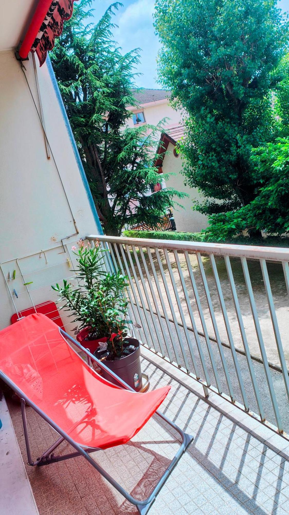 Chambre Dans Appartement Agreable Et Calme A 15 Mn Du Centre Ville アヌシー エクステリア 写真